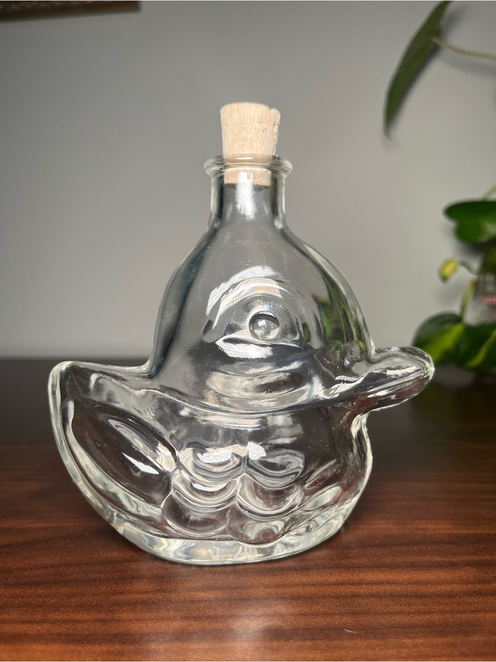 Vintage Duck Shaped Glass Bottle / Decanter 🦆✨ - Picture 5 of 9